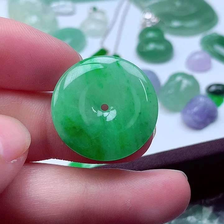 翡翠未镶嵌吊坠(不含链)平安扣