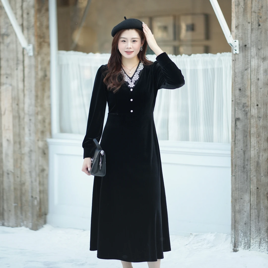 【夜幕流星】大码女装高端镶钻显瘦连衣裙秋季新款黑色丝绒裙子秋装