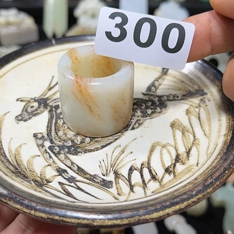 瓷片瓷器制作及装饰工艺方面有着悠久