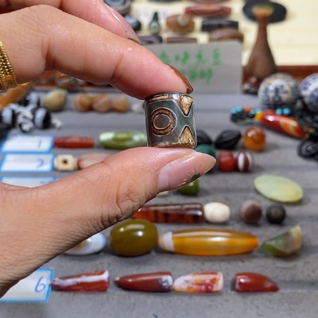 O***O合金颈饰玛瑙/玉髓