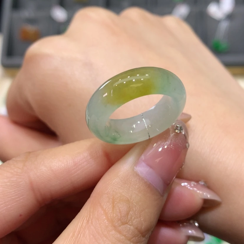 【闪购商品】翡翠戒指未镶嵌D****?翡翠