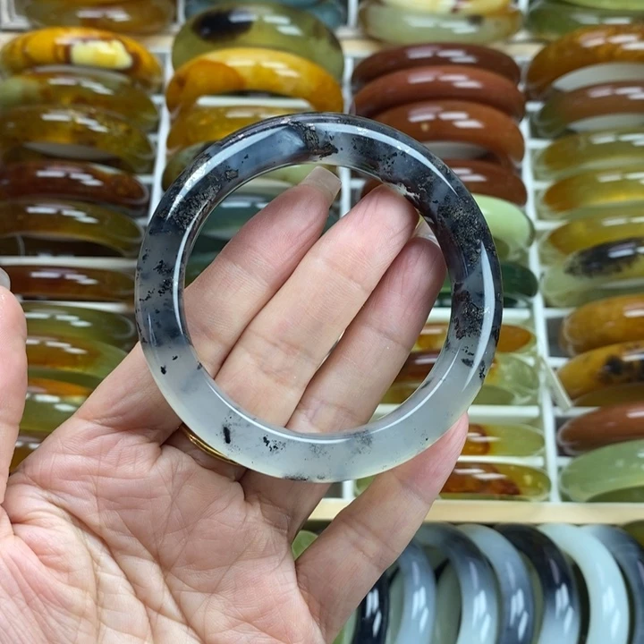 蛇纹石玉未镶嵌手镯56
