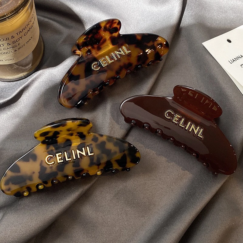 CE醋酸发夹合金字母徽标抓夹时尚气质百搭复古后脑勺盘发鲨鱼夹女