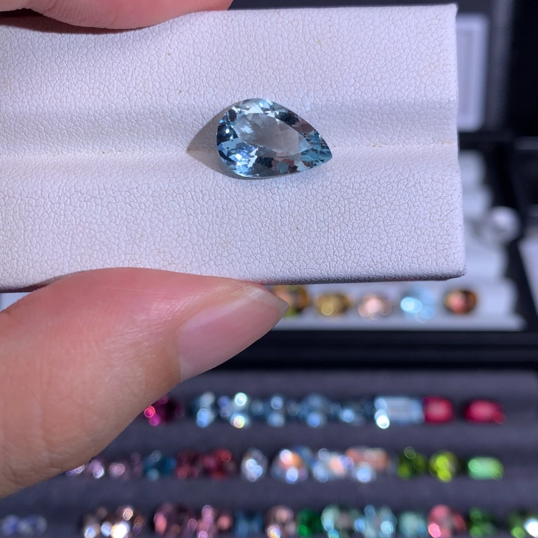 未镶嵌笔搁海蓝宝石3.845ct