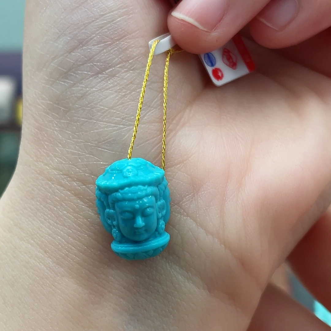 绿松石颈饰未镶嵌