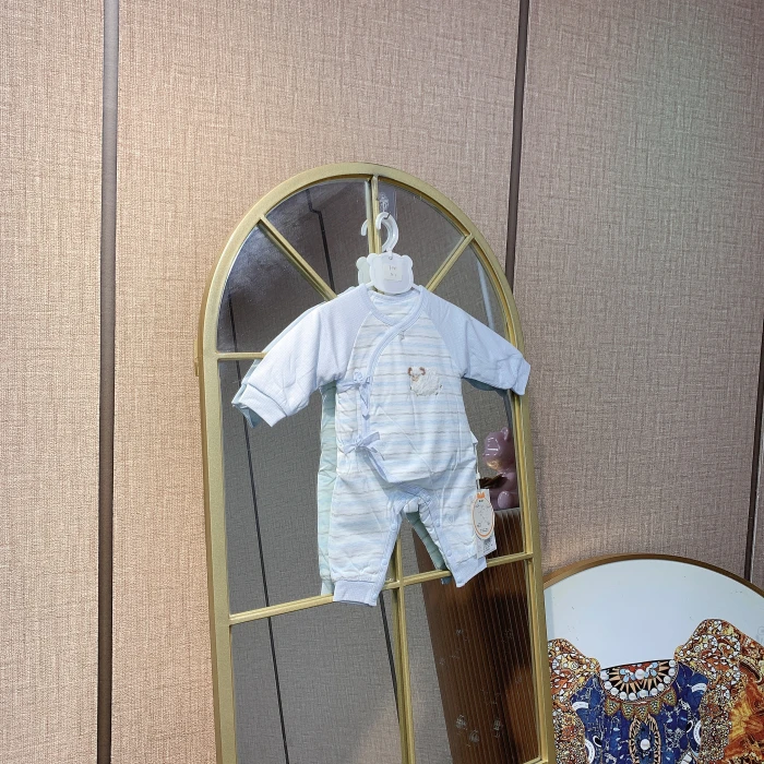 F340    宝宝长袖连体衣