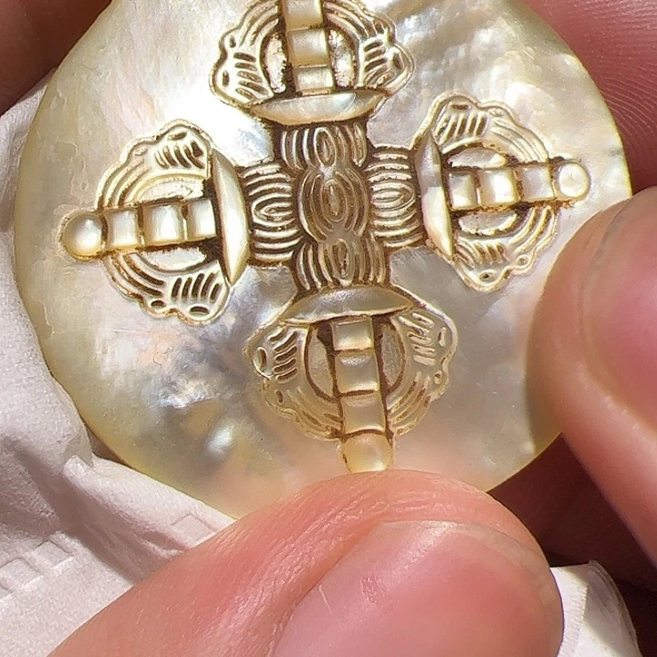 玻璃颈饰你在一起的