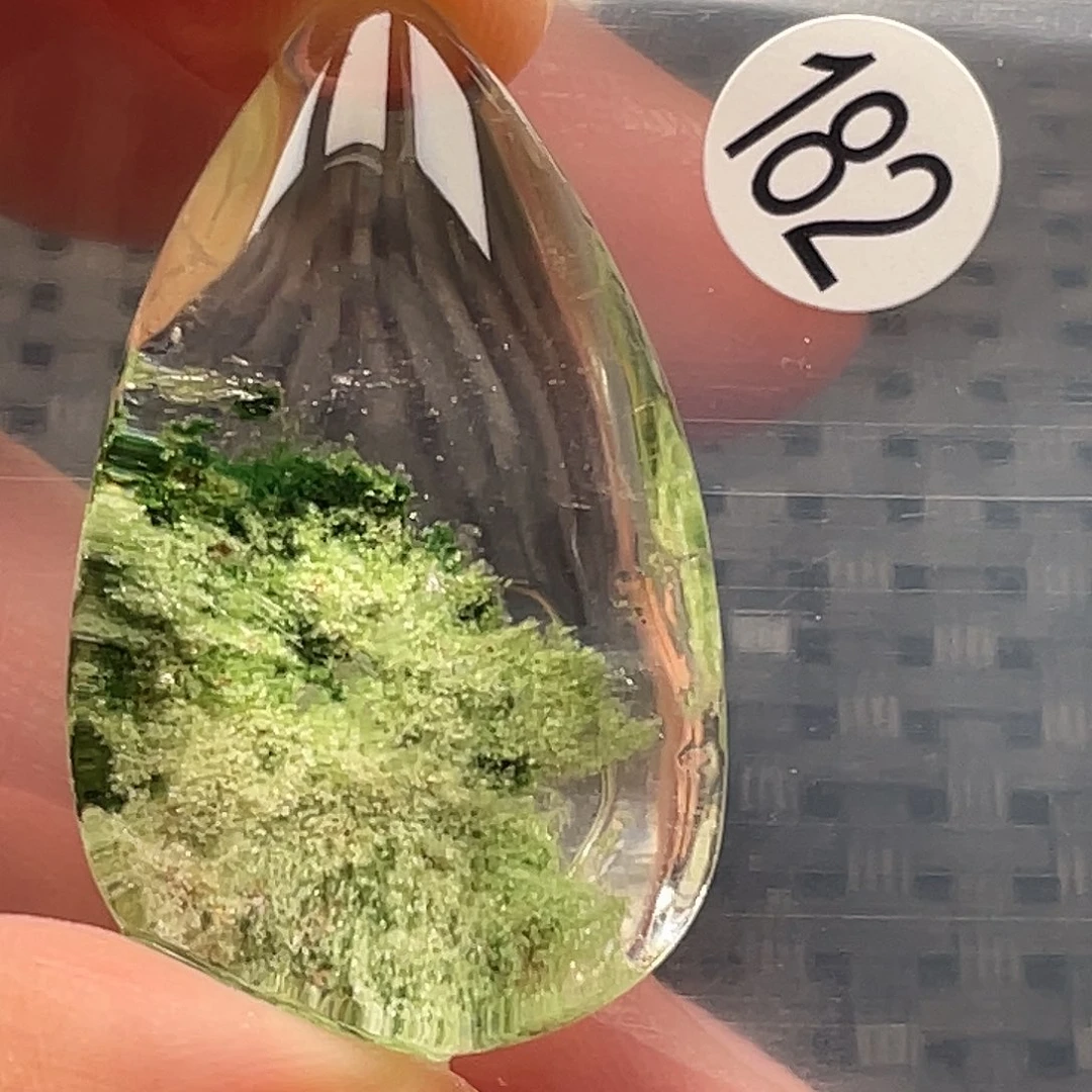 未镶嵌水晶吊坠(不含链)