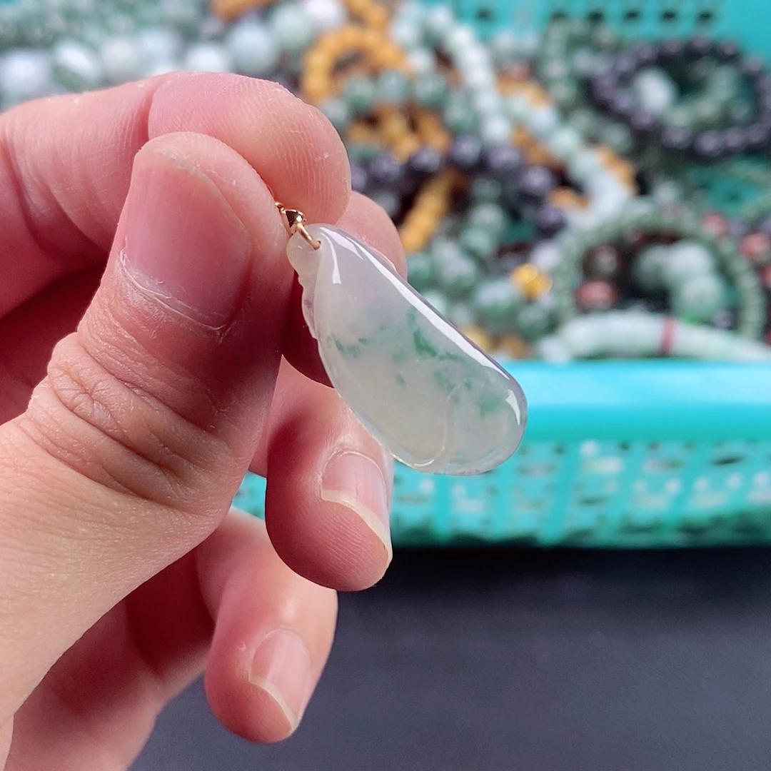 翡翠未镶嵌毛衣链