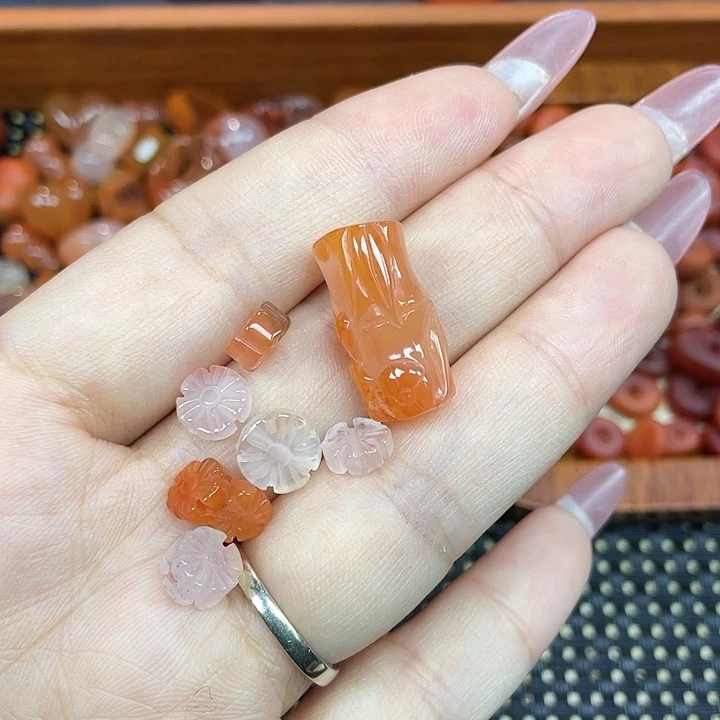 南红玛瑙未镶嵌颈饰组合竹节