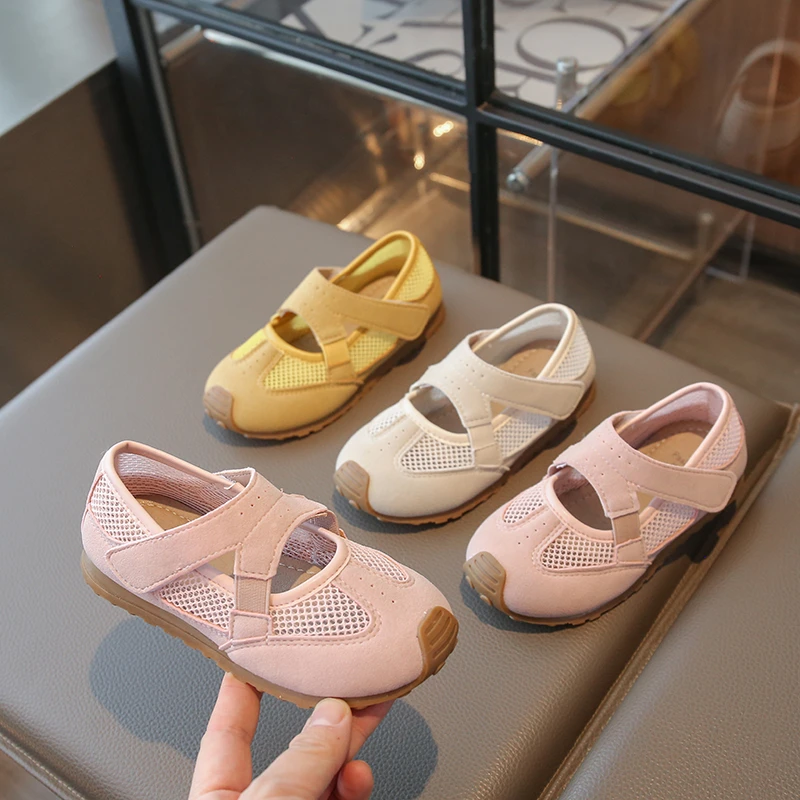 儿童运动凉鞋2025夏季新款透气超轻女孩芭蕾舞童鞋网面镂空阿甘鞋