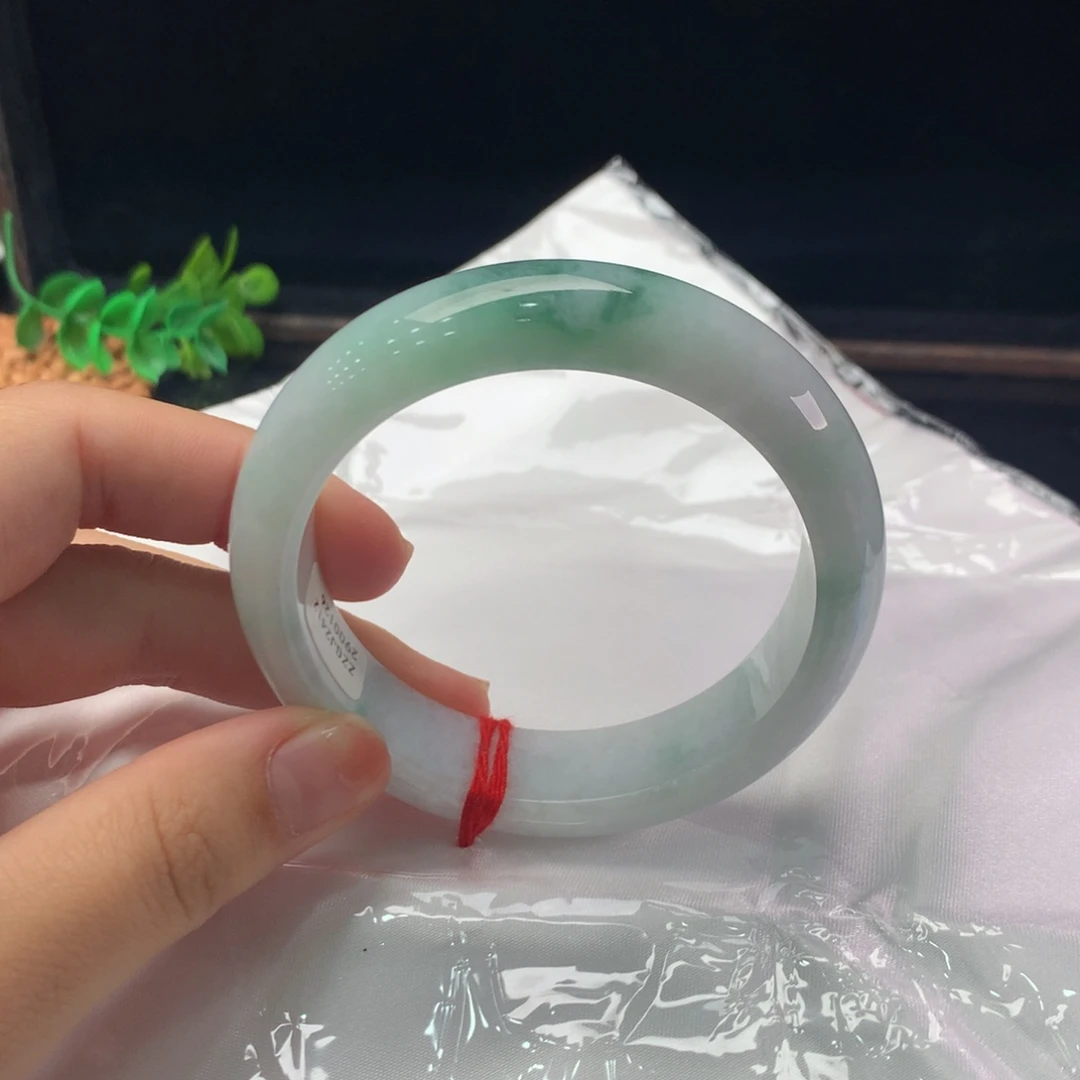 翡翠手镯未镶嵌缅甸A货翡翠 宽版飘花55 56