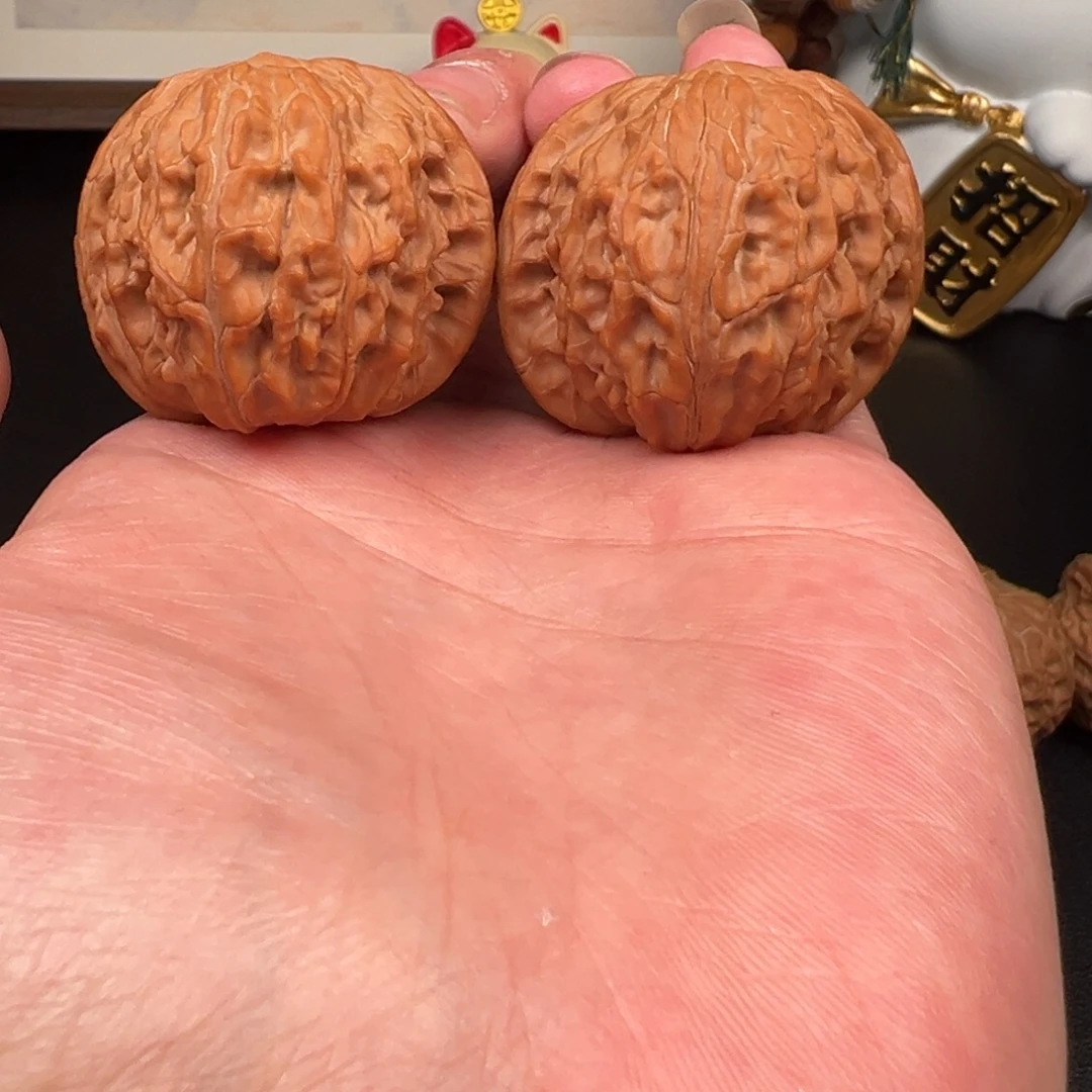 c***m文玩核桃把件磨盘