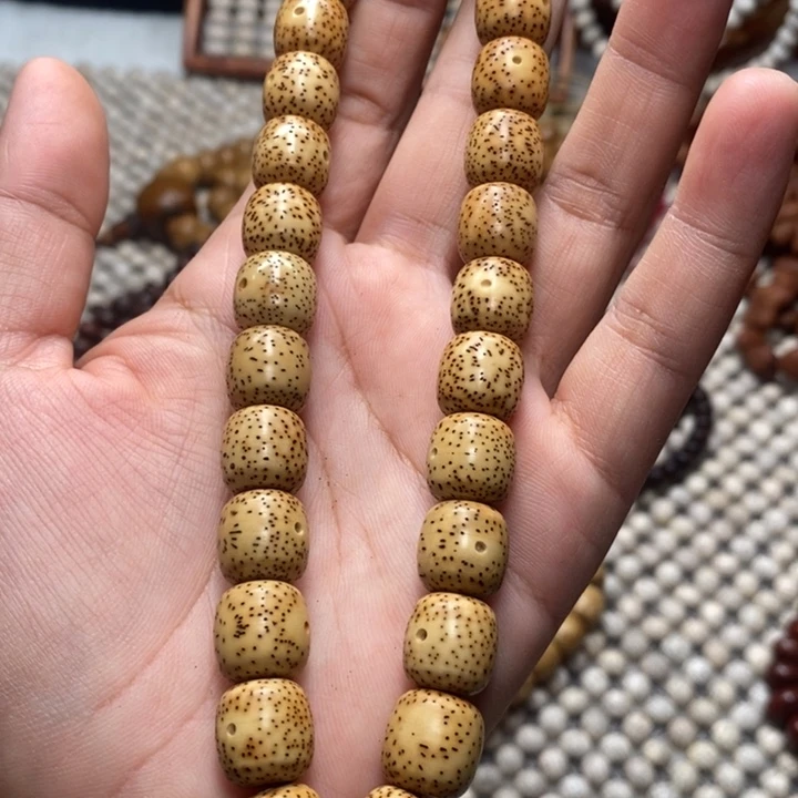 阿***礼星月菩提吊坠脱脂12/13