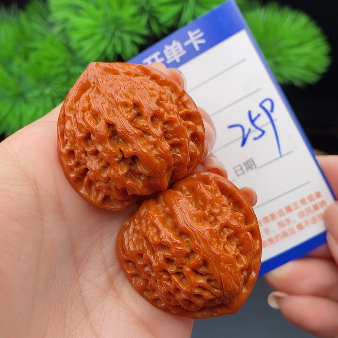 文玩核桃把件38野生金牛259