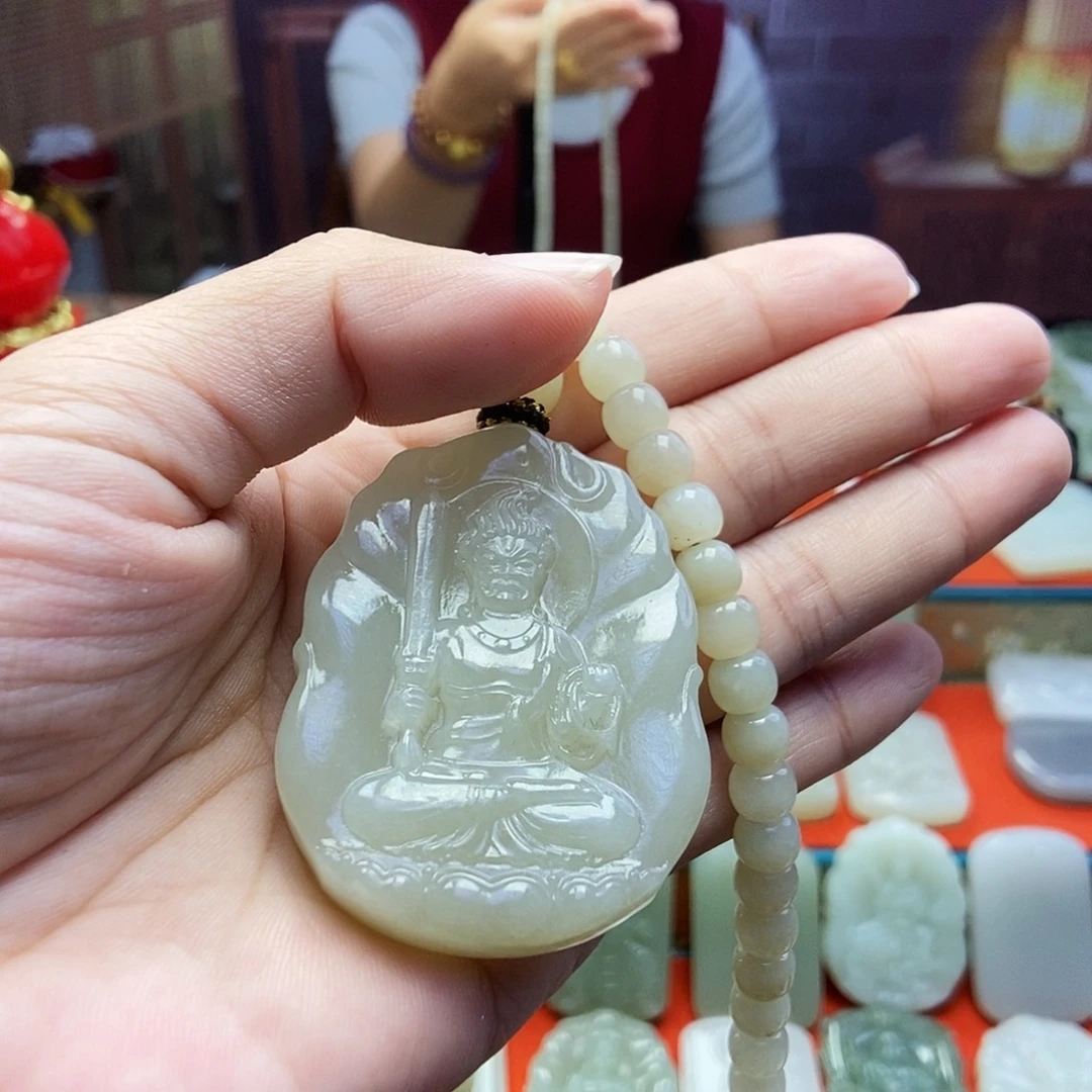 颈饰未镶嵌和田玉风****人