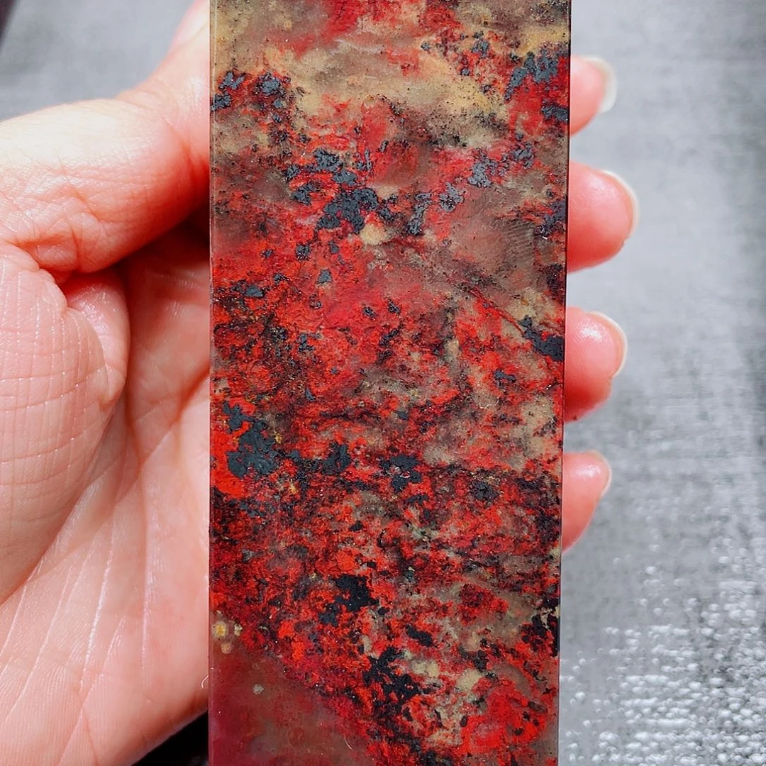 玉桂林鸡血玉印章镇尺19