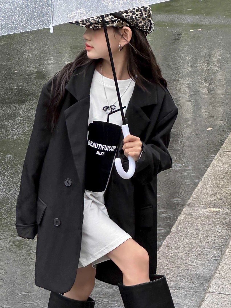 魏 2025[X] 2月18日 儿童男女童时尚黑色西装外套8330-