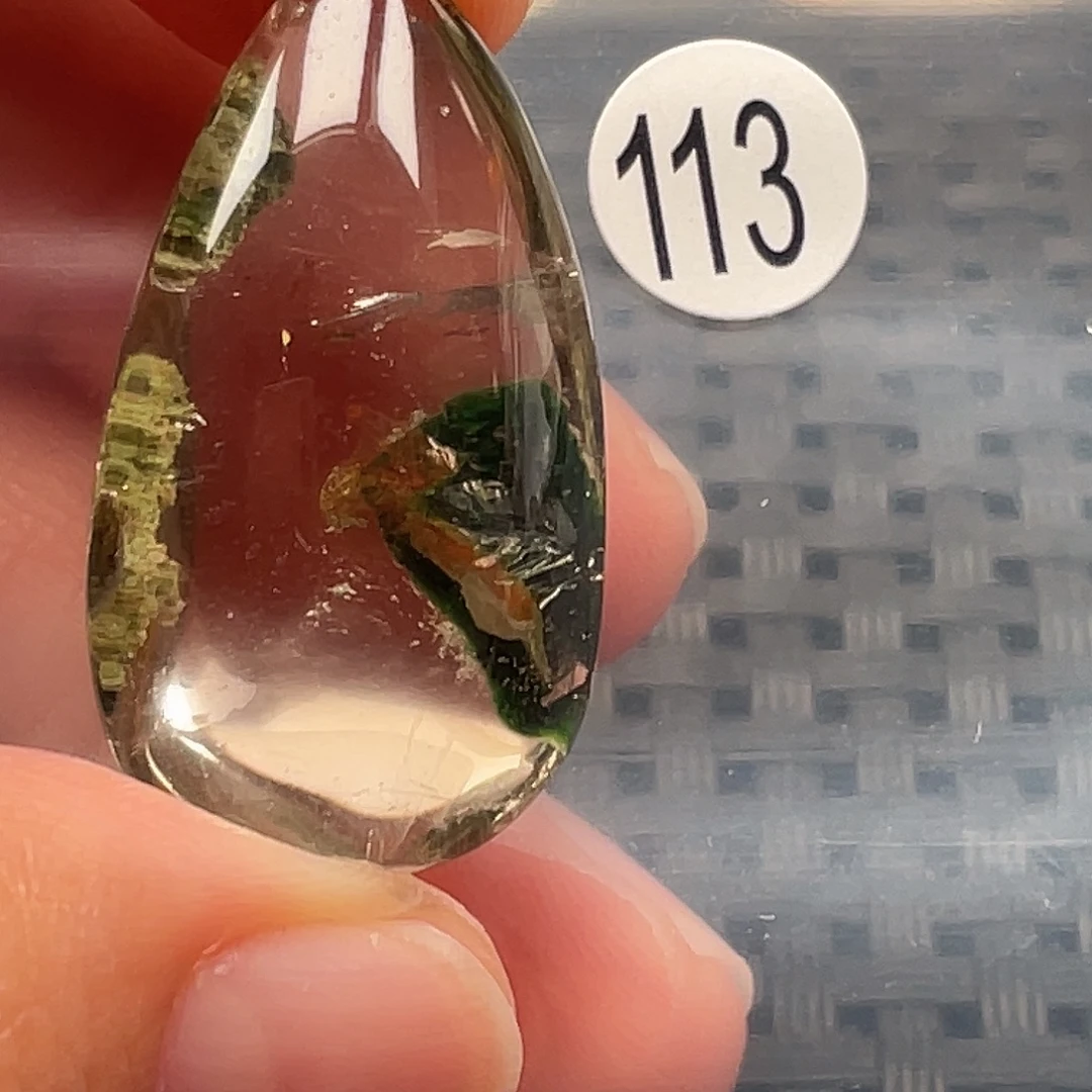 用***3水晶未镶嵌颈饰天然