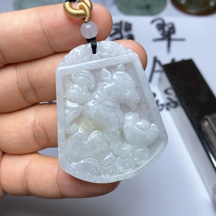 颈饰未镶嵌翡翠翡翠