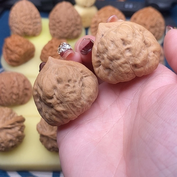 文玩核桃吊坠26古蝉