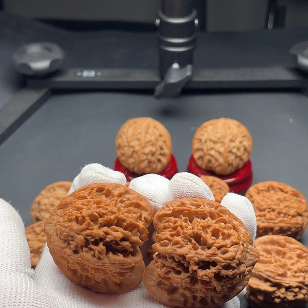 骆****文玩核桃吊坠满天星0813020