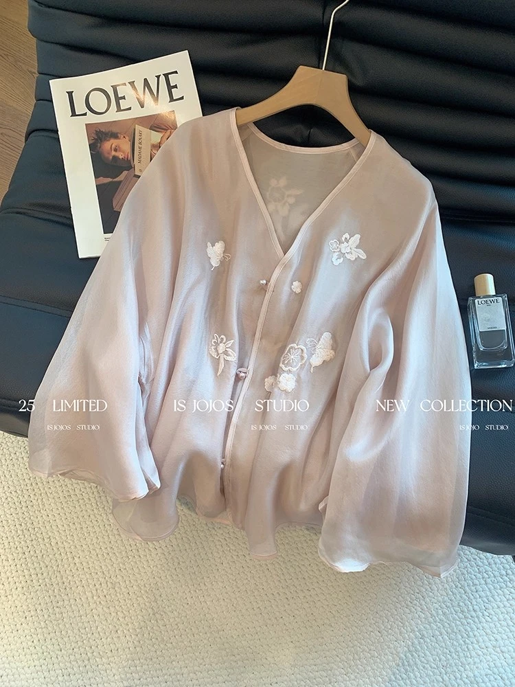 新中式V领盘扣刺绣长袖衬衫女早秋复古禅意宽松温柔百搭国风上衣
