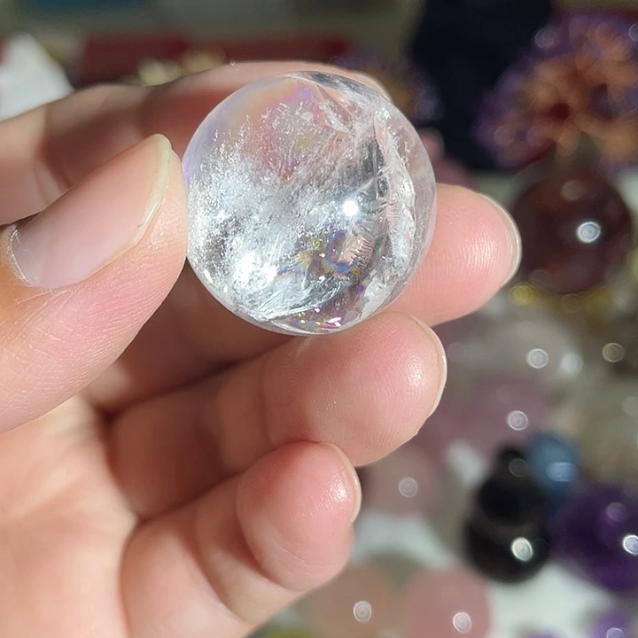用***9未镶嵌珠宝半成品水晶白水晶小球带彩虹