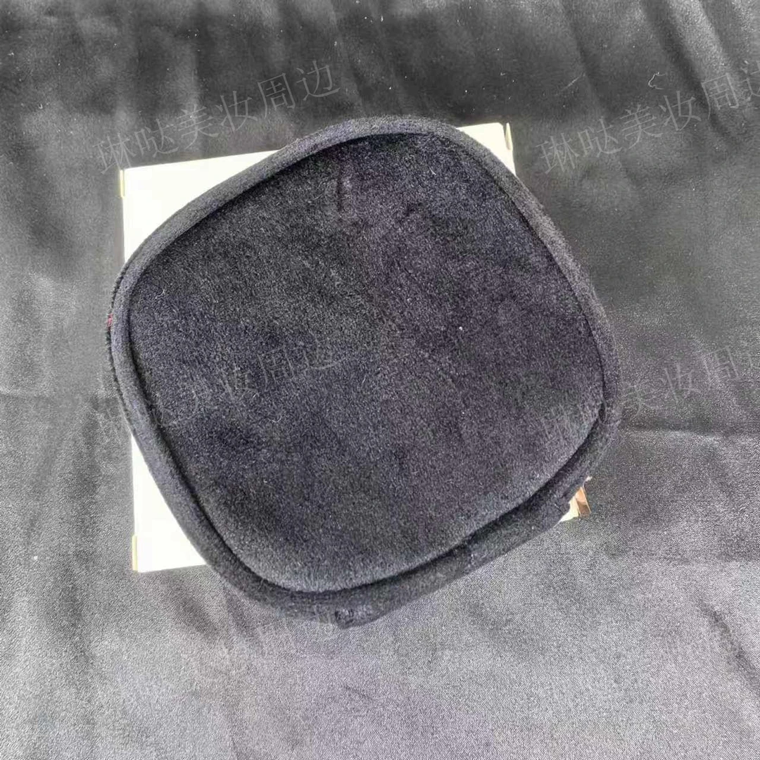 真好看啊~（黑色丝绒盒子）