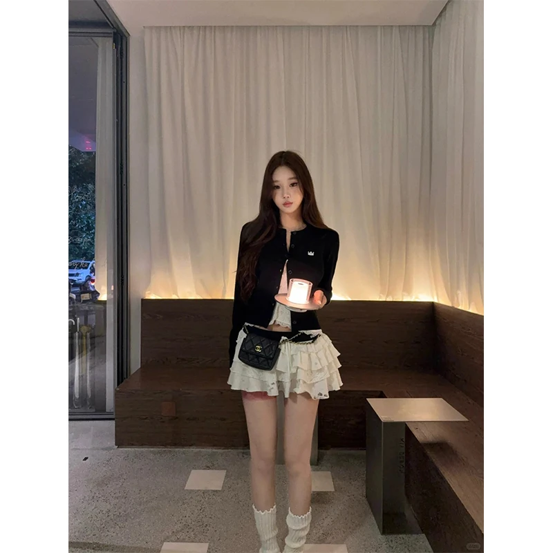 2025秋季新款高级感开衫外搭长袖上衣气质设计感短款蛋糕裙套装女