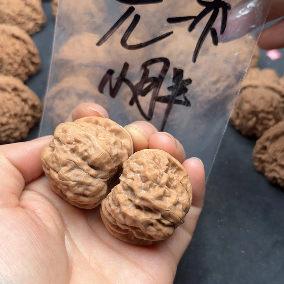 文玩核桃吊坠π****纸蛤蟆头