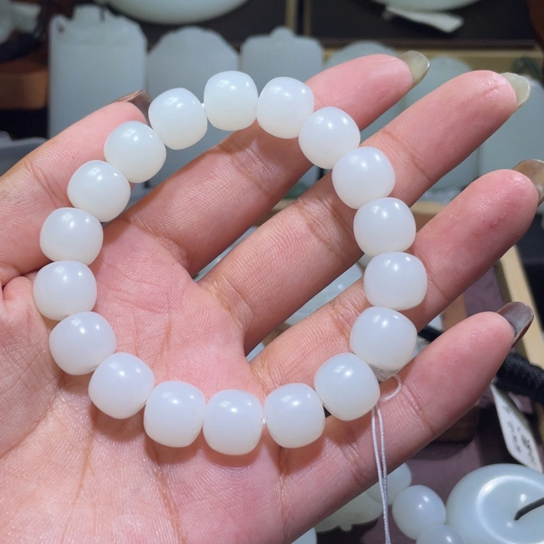 福***威和田玉未镶嵌手链