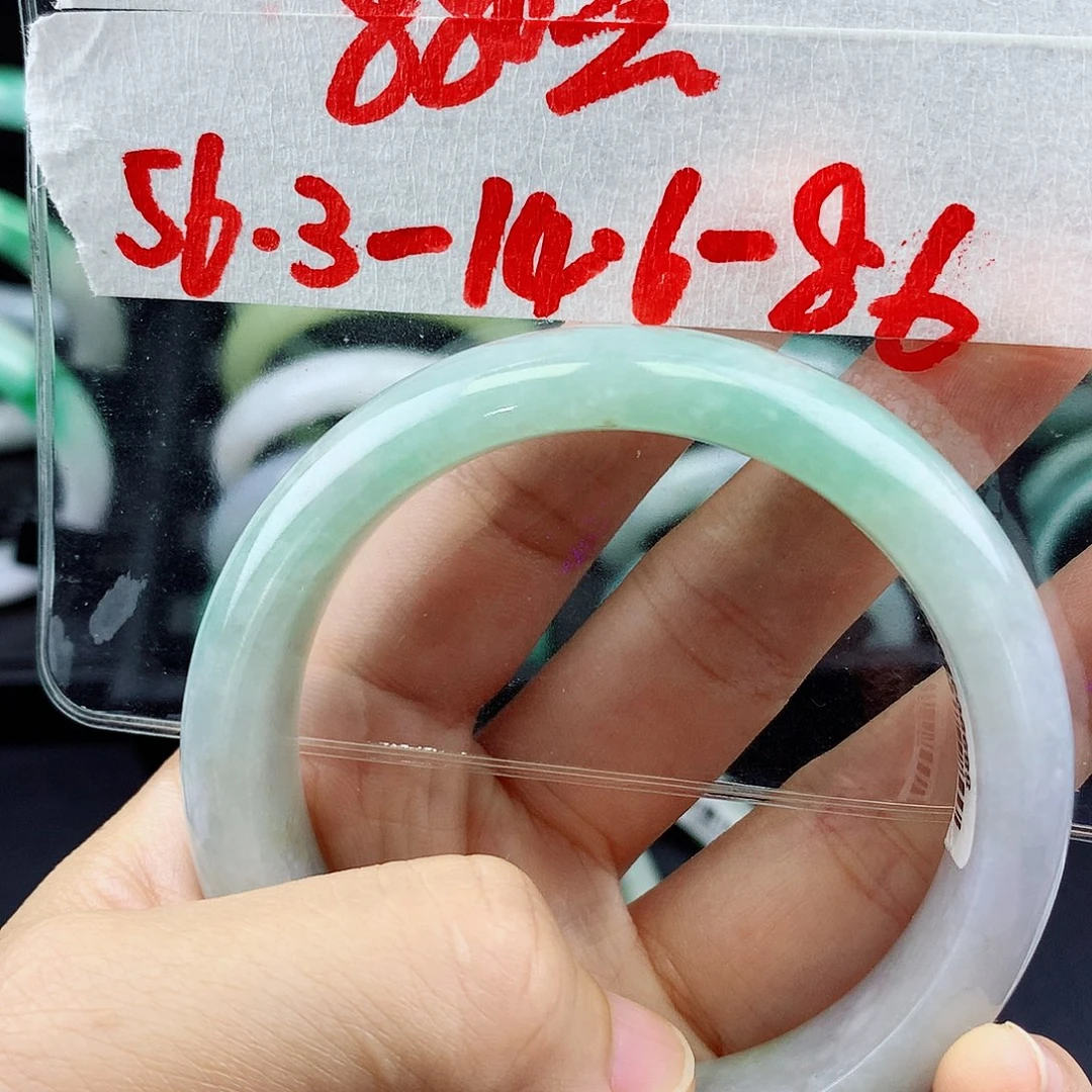 定制翡翠未镶嵌毛货手镯毛货需精细抛光拍一发一