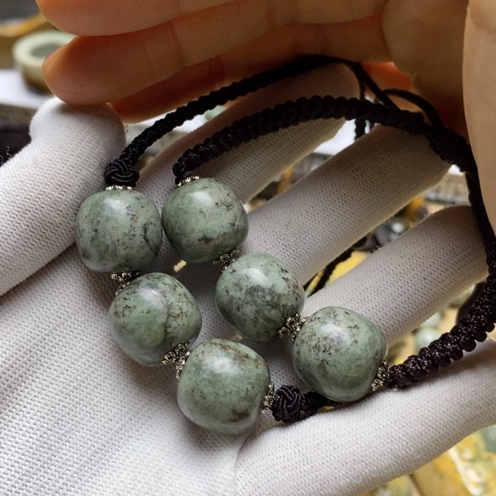 岫岩河磨玉（透闪石质玉）手把未镶嵌善****5