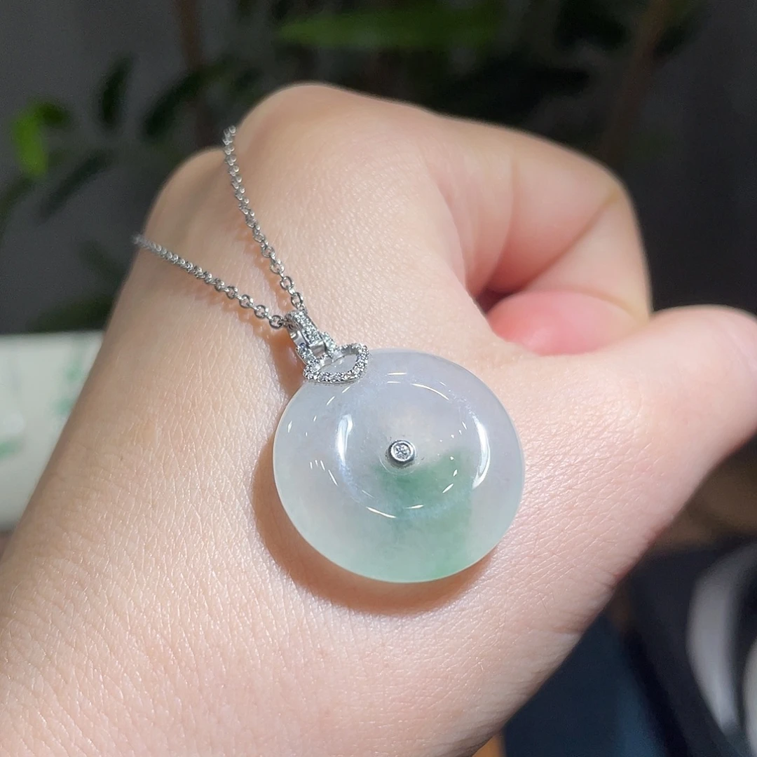 翡翠18K金镶嵌吊坠(不含链)冰飘花平安扣