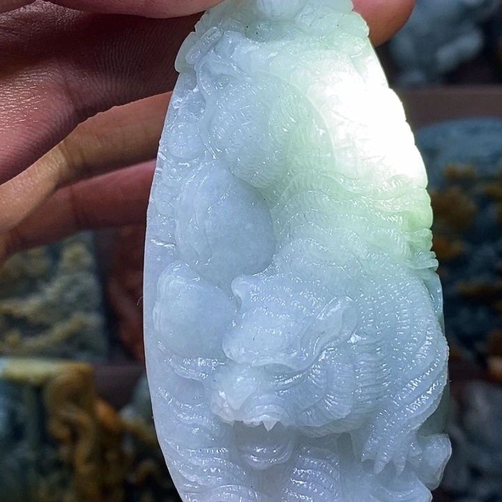 定制翡翠未镶嵌下山虎 抛光3天