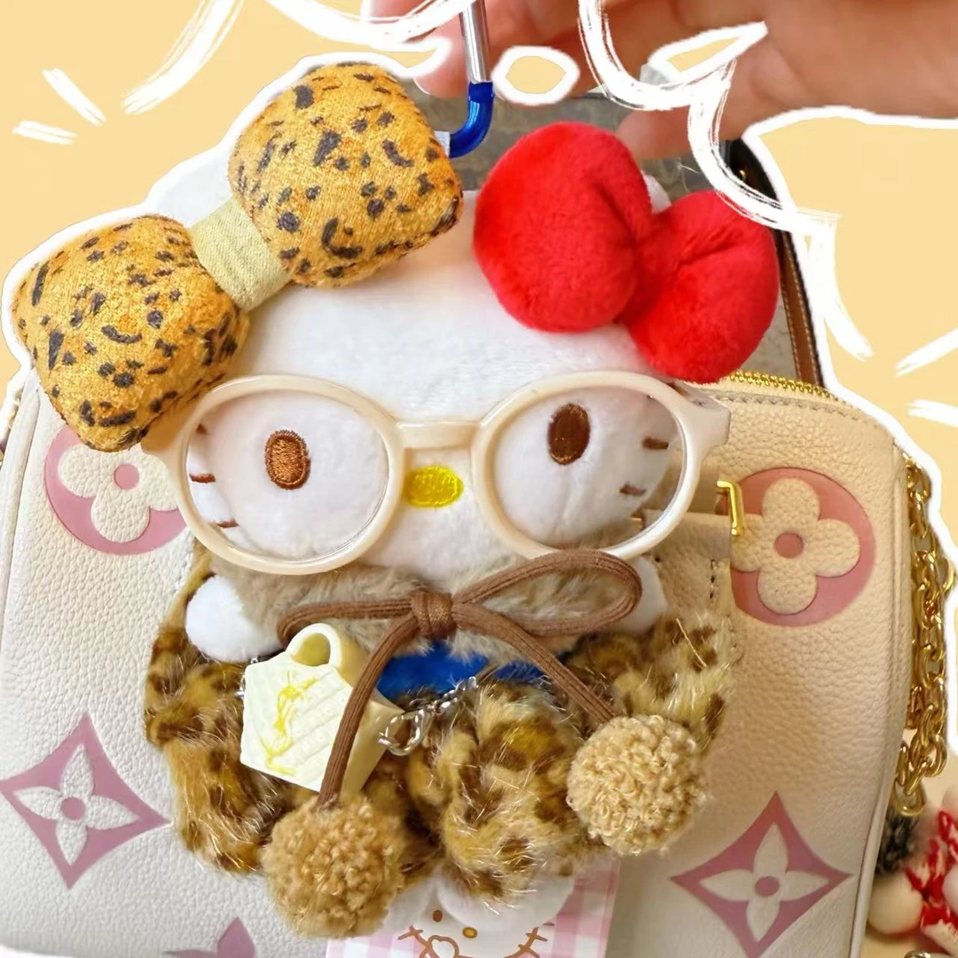 KT正版可爱包挂礼物玩偶摆件礼物节日圣诞新年