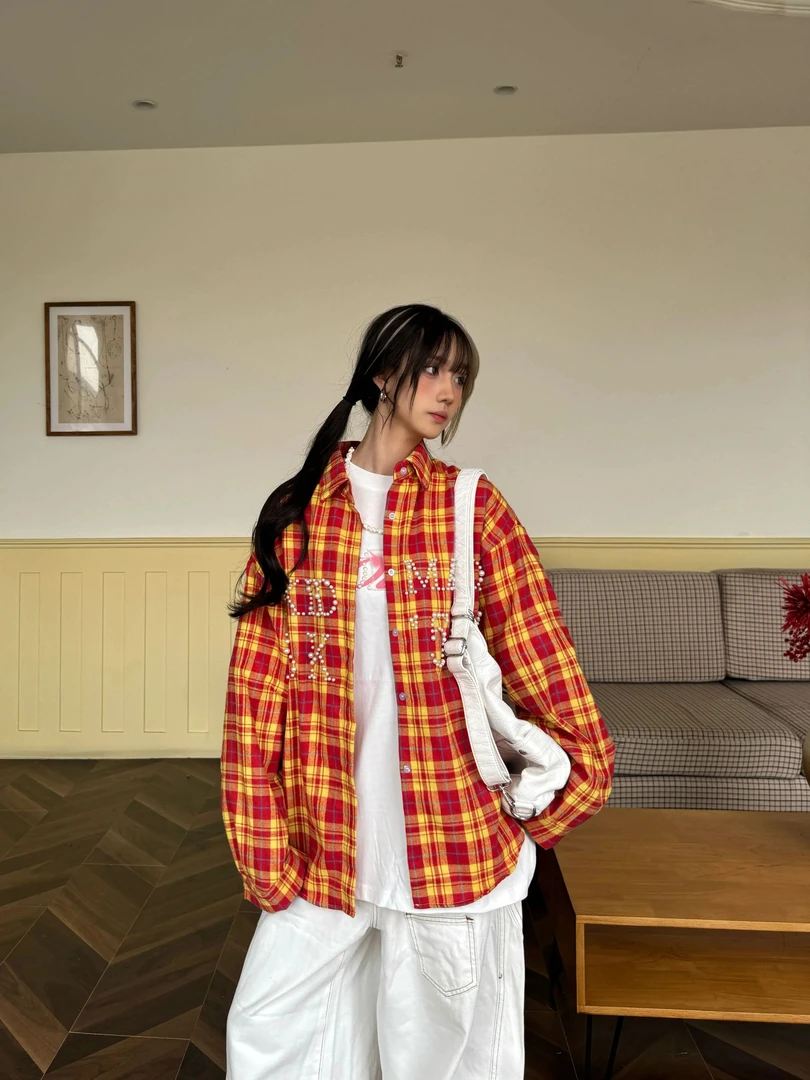 美式复古百搭珍珠字母格纹衬衫2025春夏季新款长袖休闲衬衣外套女