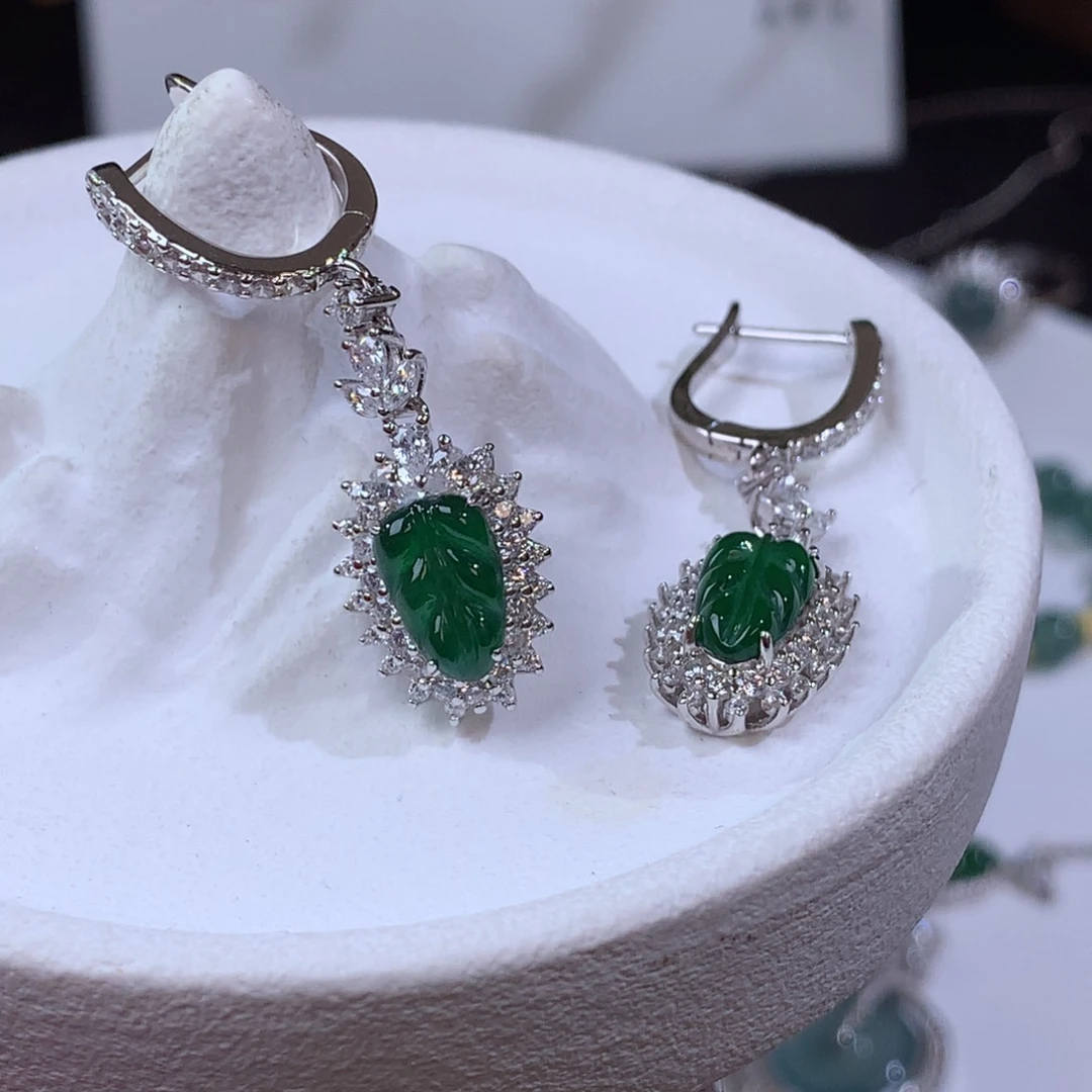 翡翠未镶嵌胸饰绿叶子 一对 A009