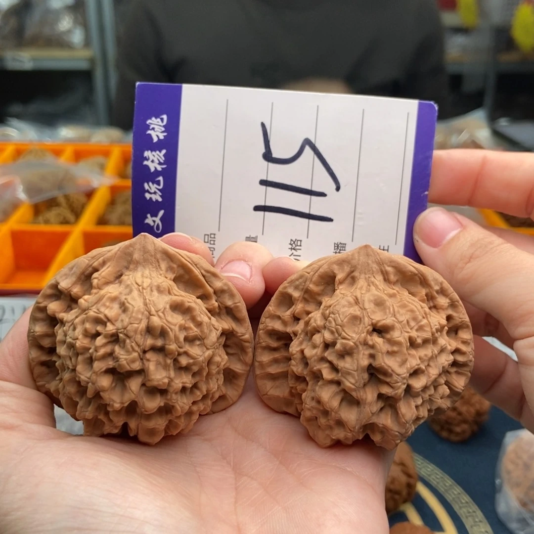 文玩核桃吊坠54官帽