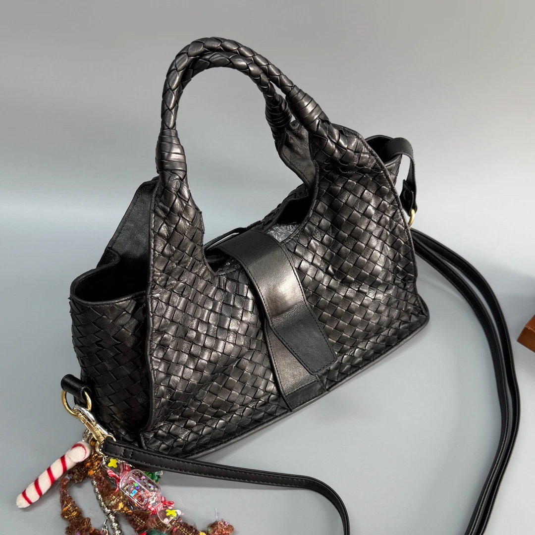 95新 BOTTEGA VENETA/葆蝶家 黑色编织腋下hobo单肩包 123703