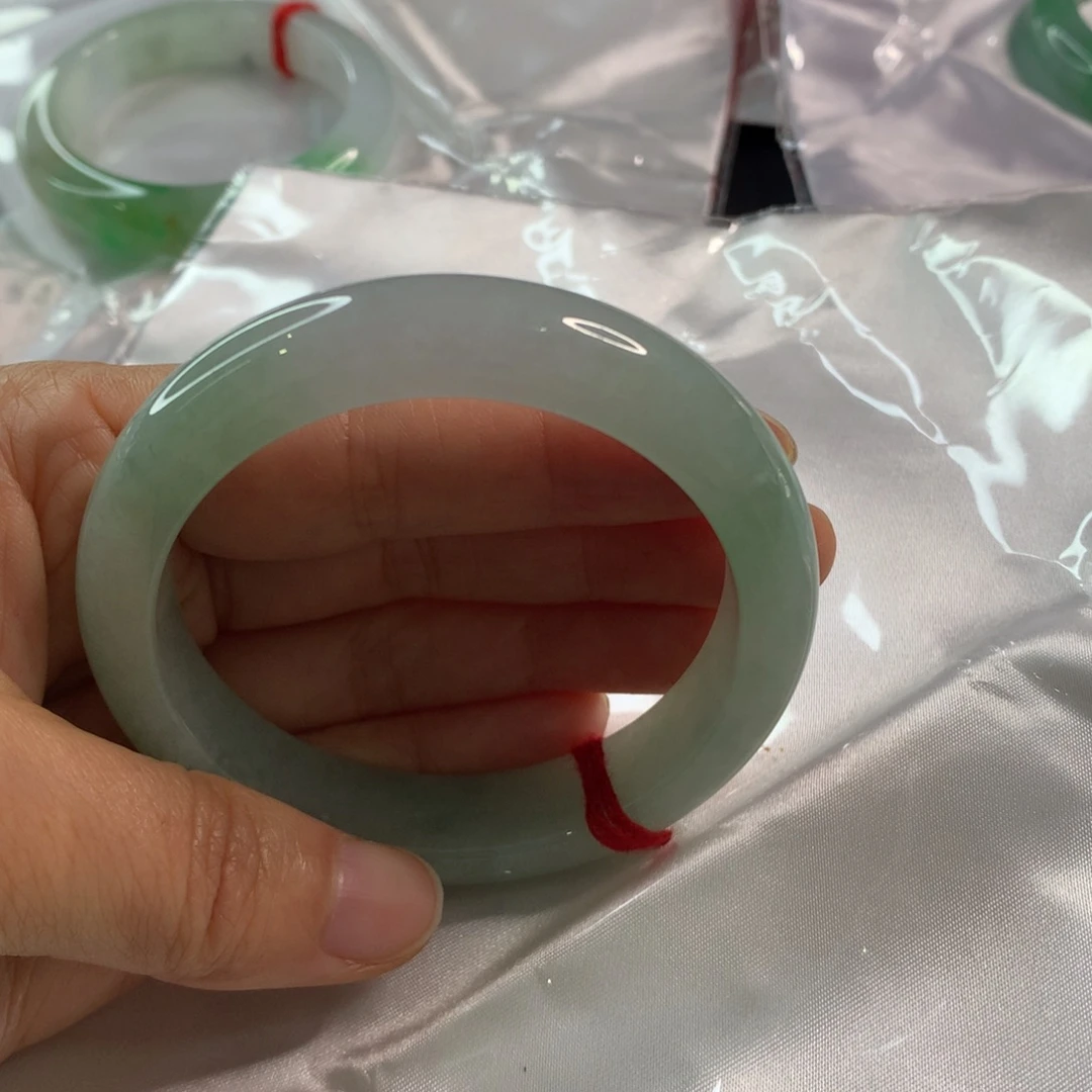 翡翠未镶嵌手镯翡翠手镯56