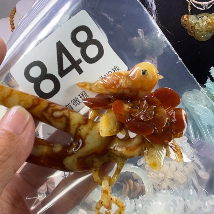 未镶嵌岫玉发饰心*