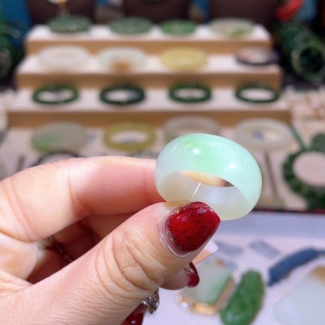 和田玉高品翠青扳指内径19-20未镶嵌