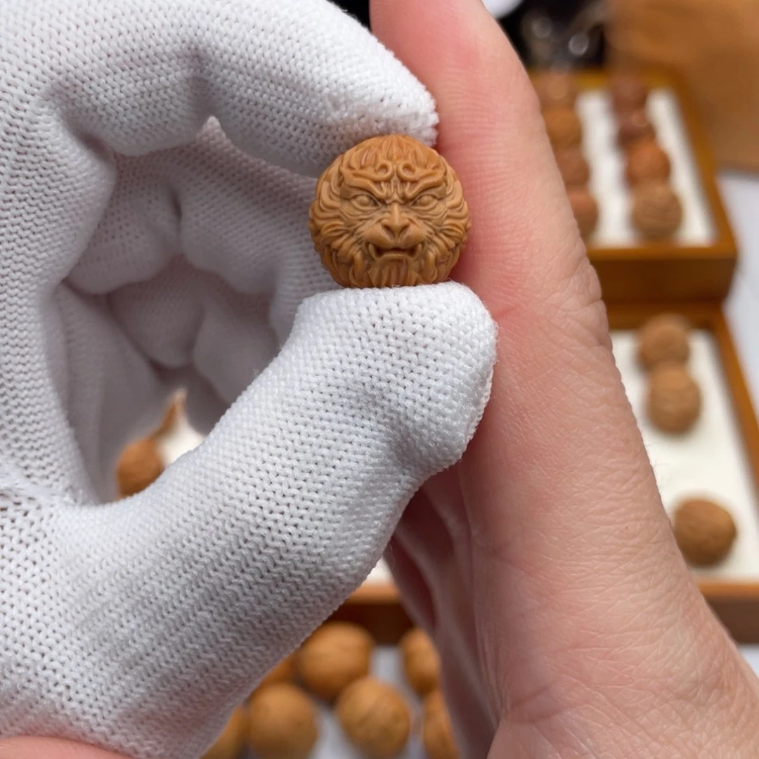 文玩核桃吊坠T**.猴头核桃雕刻