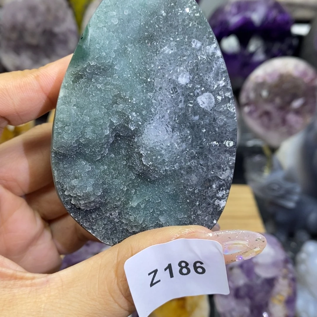 未镶嵌大型摆件（非配饰）水晶
