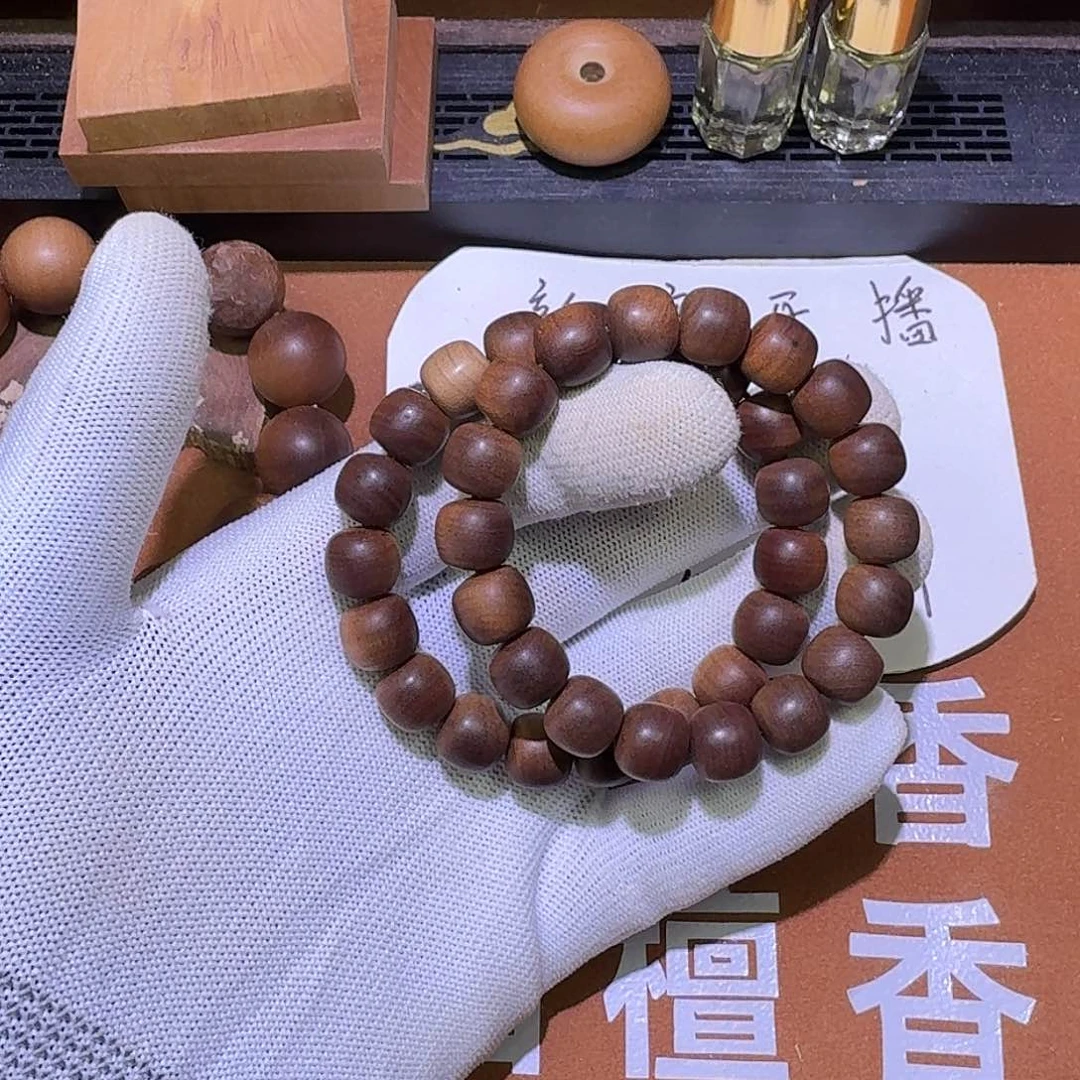 檀香木百年土埋料10×11×19颗