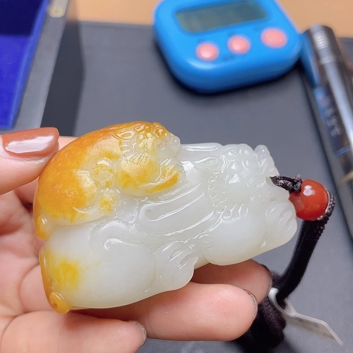 和田玉挂件未镶嵌若****回T