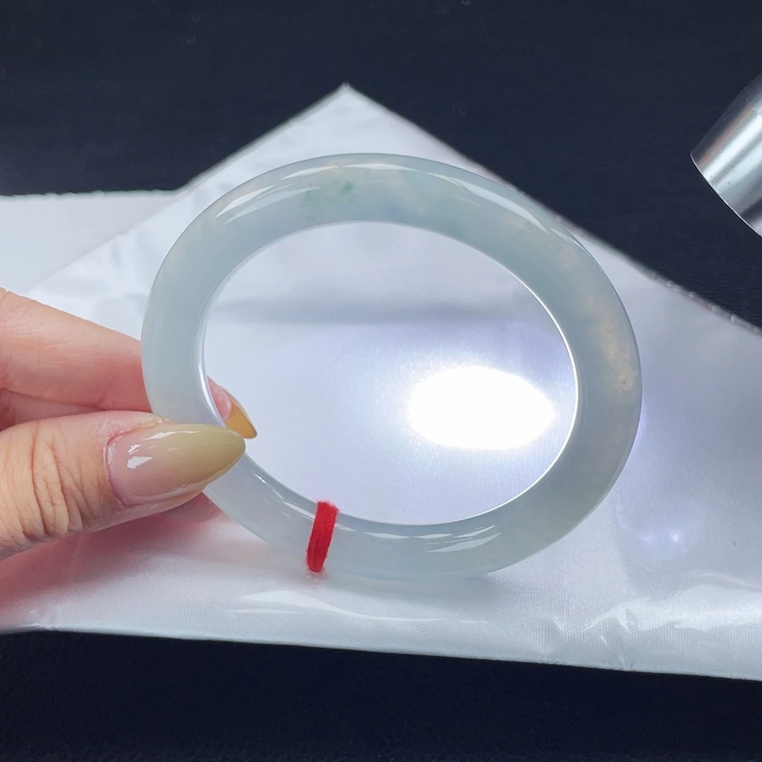 翡翠手镯未镶嵌12724-淡冰蓝种水飘花-微瑕捡漏