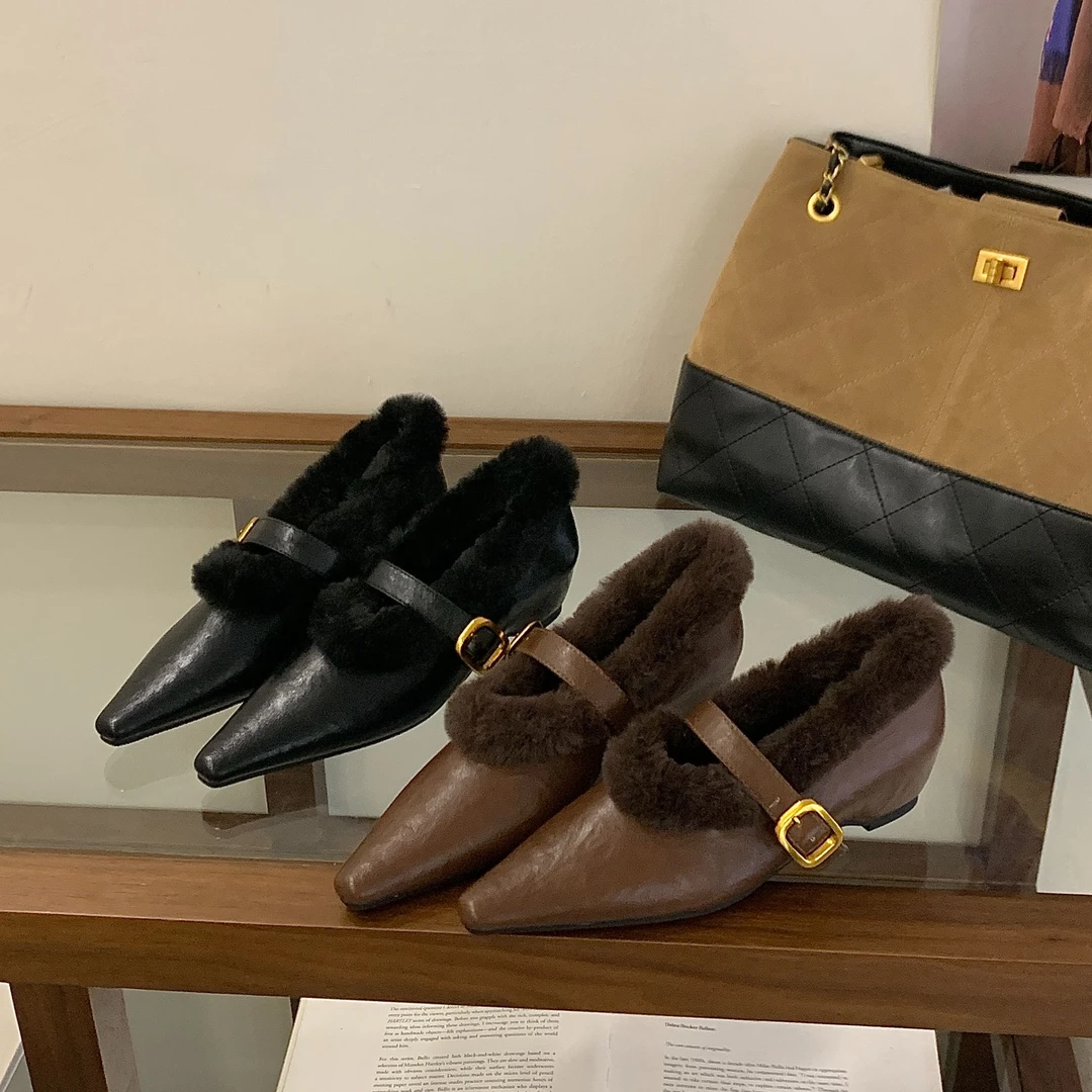 冬季加绒内增高毛毛尖头单鞋2025秋冬季新款浅口玛丽珍鞋配裙子